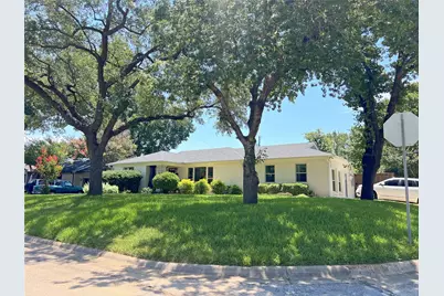 1200 Daisy Lane, Irving, TX 75061 - Photo 1