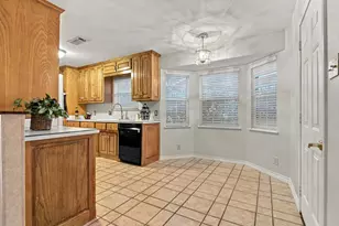 408 Englewood Ln, Hurst, TX 76053 - Photo 12