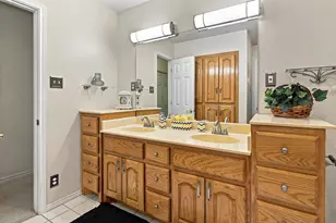 408 Englewood Ln, Hurst, TX 76053 - Photo 20