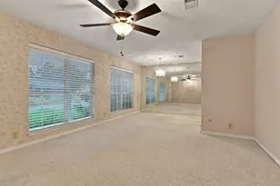408 Englewood Ln, Hurst, TX 76053 - Photo 4