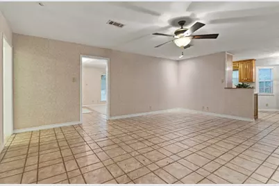 408 Englewood Lane, Hurst, TX 76053 - Photo 10