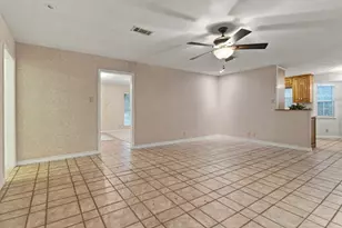 408 Englewood Ln, Hurst, TX 76053 - Photo 10