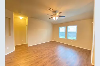 2105 Meadow Park Drive, Princeton, TX 75407 - Photo 2