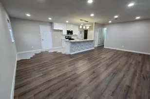 220 Bluebird Cir, Denton, TX 76209 - Photo 8