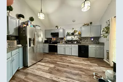 2608 Shasta Court, Fort Worth, TX 76133 - Photo 6