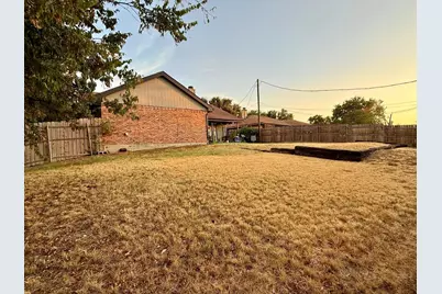 2608 Shasta Court, Fort Worth, TX 76133 - Photo 16