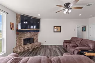 5720 County Rd 1017, Joshua, TX 76058 - Photo 6