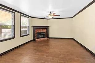 1312 Erin Ct, Burleson, TX 76028 - Photo 16