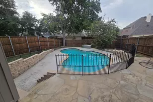 913 Filmore Dr, Plano, TX 75025 - Photo 2