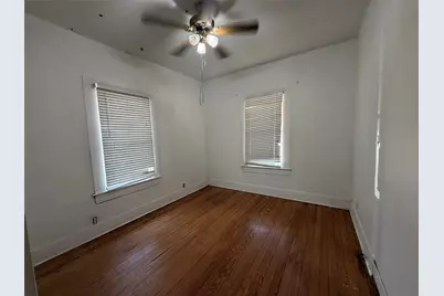 1410 Circle Park Boulevard, Fort Worth, TX 76164 - Photo 10