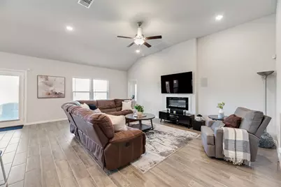 14137 Birch Farm Drive, Pilot Point, TX 76258 - Photo 16