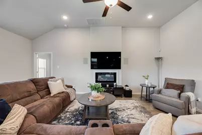 14137 Birch Farm Drive, Pilot Point, TX 76258 - Photo 18