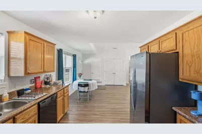221 Private Road 8774, Ben Wheeler, TX 75754 - Photo 8