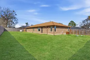 221 Private Rd 8774, Ben Wheeler, TX 75754 - Photo 16