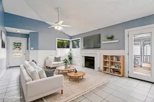 657 Prairie Dell St, Lewisville, TX 75067 - Photo 2