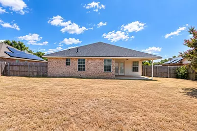 203 Knight Lane, Waco, TX 76705 - Photo 16