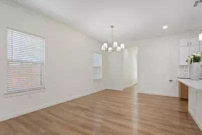 2704 Clay Avenue, Waco, TX 76711 - Photo 10