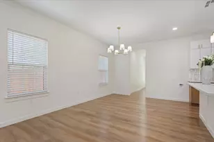 2704 Clay Ave, Waco, TX 76711 - Photo 10