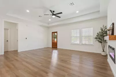 2704 Clay Avenue, Waco, TX 76711 - Photo 4