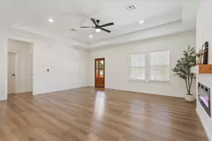 2704 Clay Ave, Waco, TX 76711 - Photo 4