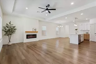 2704 Clay Ave, Waco, TX 76711 - Photo 6