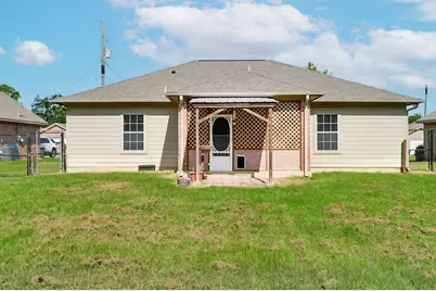 145 Tupelo, Pittsburg, TX 75686 - Photo 2
