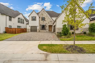 1721 Clem Castle Drive, Carrollton, TX 75010 - Photo 2