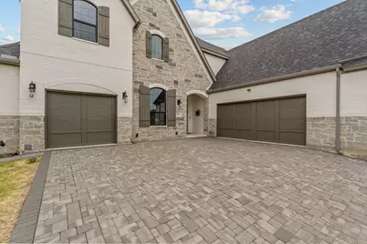 1721 Clem Castle Drive, Carrollton, TX 75010 - Photo 4