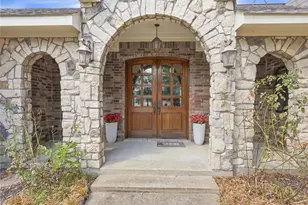 13989 Windham Dr, Van Alstyne, TX 75495 - Photo 2