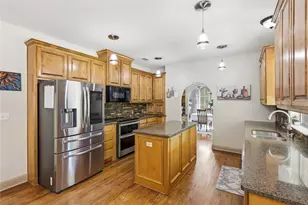 13989 Windham Dr, Van Alstyne, TX 75495 - Photo 8