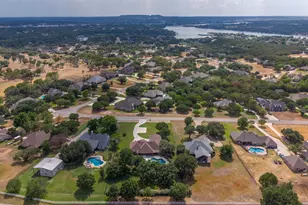 2116 Wood Duck Ln, Granbury, TX 76049 - Photo 34