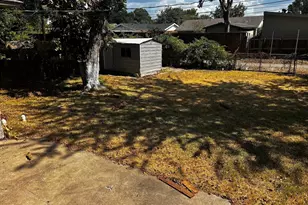 202 E Carolyn Dr, Garland, TX 75041 - Photo 16