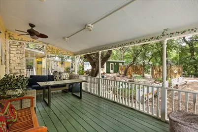 1002 W Pearl Street, Granbury, TX 76048 - Photo 26