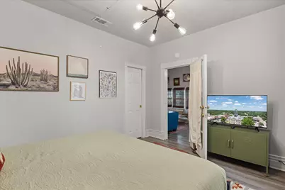 1002 W Pearl Street, Granbury, TX 76048 - Photo 24