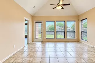 3024 Ortiz Dr, Arlington, TX 76010 - Photo 6