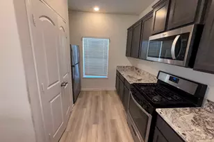 1412 Woodwinds Dr, Fort Worth, TX 76140 - Photo 12