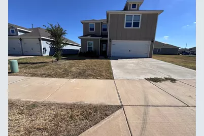1412 Woodwinds Drive, Fort Worth, TX 76140 - Photo 2