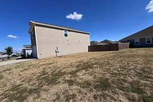1412 Woodwinds Dr, Fort Worth, TX 76140 - Photo 34