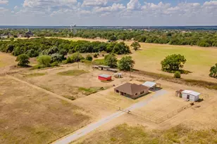4798 Co Rd 2690, Alvord, TX 76225 - Photo 30