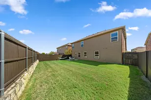 2102 Meadow View Dr, Princeton, TX 75407 - Photo 32