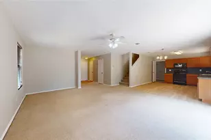 4625 Bridlewood Ln, Balch Springs, TX 75180 - Photo 4