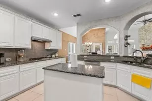416 Shadow Creek Dr, DeSoto, TX 75115 - Photo 6