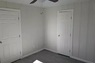 4916 Roadrunner Rd, Fort Worth, TX 76135 - Photo 14