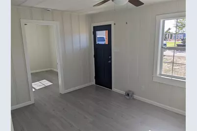 4916 Roadrunner Road, Fort Worth, TX 76135 - Photo 2