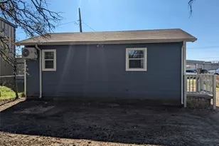 4916 Roadrunner Rd, Fort Worth, TX 76135 - Photo 20