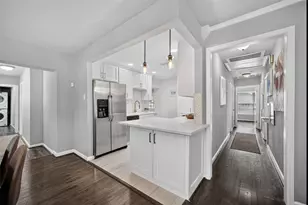 346 Classen Dr, Dallas, TX 75218 - Photo 6