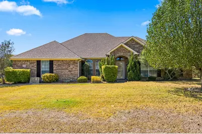 116 Springfield Circle, Red Oak, TX 75165 - Photo 1
