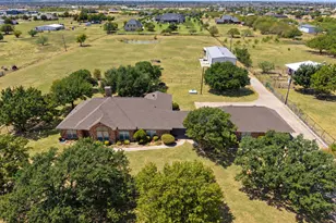2214 White Ln, Haslet, TX 76052 - Photo 2