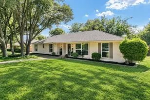 4441 Cartagena Dr, Fort Worth, TX 76133 - Photo 2