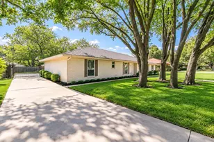 4441 Cartagena Dr, Fort Worth, TX 76133 - Photo 2